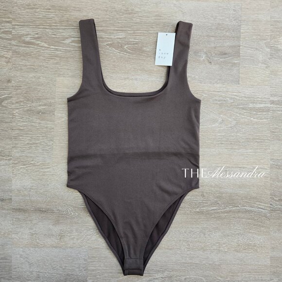 Women's Seamless Tank Bodysuit Light Brown A New Day Size Small New With Tags - Picture 16 of 17